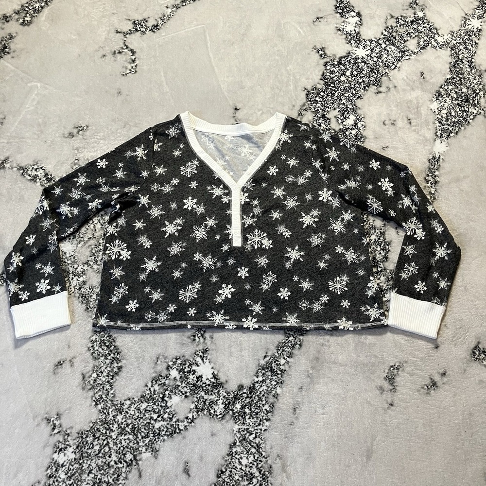 Arizona Body Pajama Top Womens Size XL‎ Dark Gray Snowflake Lounge Pullover